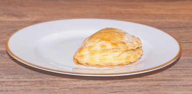 Taze ekmek. Kızarmış peynir topuz.