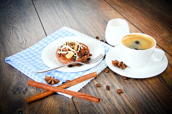 Chocolate Nut Cake on Vintage Retro Woody — Stock Photo, Image