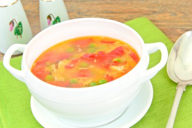 Sağlıklı gıda: Balık sebze çorbası..