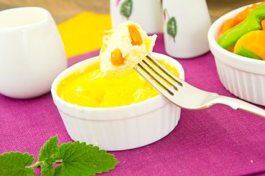 Havuç ve yeşil fasulye ile diyet omlet