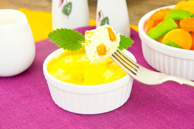 Havuç ve yeşil fasulye ile diyet omlet