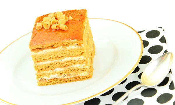 Köstlicher Honigkuchen mit Schokolade dekoriert. — Stockfoto