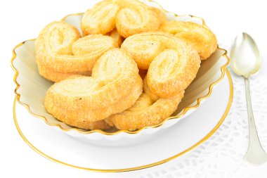 Şeker Puff kurabiye plaka üzerinde.