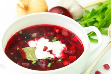 Sağlıklı gıda: Pancar, fasulye, sebze çorbası.