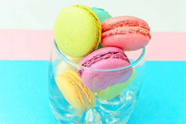 Macarrones franceses dulces y coloridos — Foto de Stock