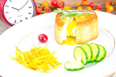 Fondan baget yumurta ile Kahvaltı