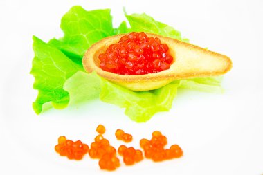 Lor krem ve havyar ile kaşık hamur