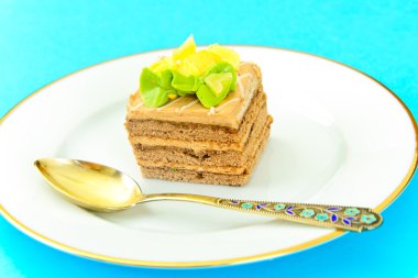 Tatlılar: Pasta plaka üzerinde.