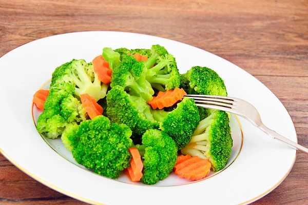 Broccoli en wortelen. Dieet Fitness voeding — Stockfoto