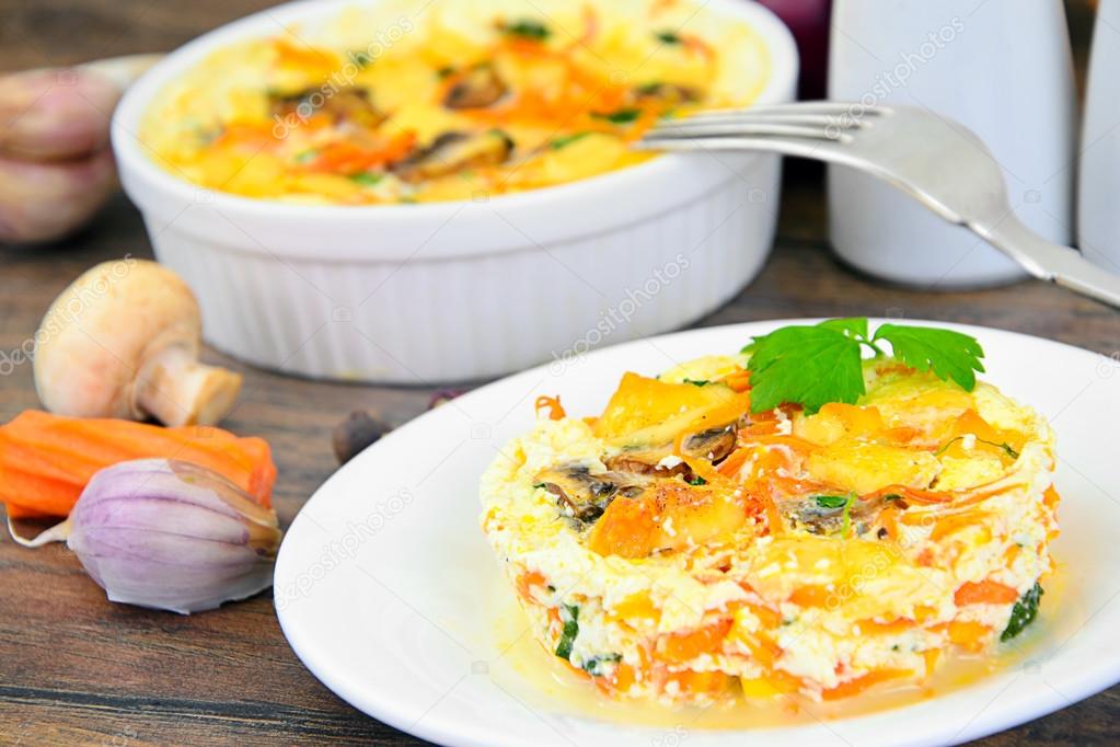 Dietary Scrambled Eggs with Carrots and Mushrooms