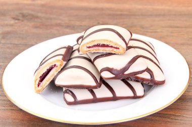 Beyaz çikolata ile Noel kek.