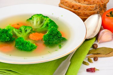 Brokoli ve havuç çorbası. Diyet Fitness beslenme