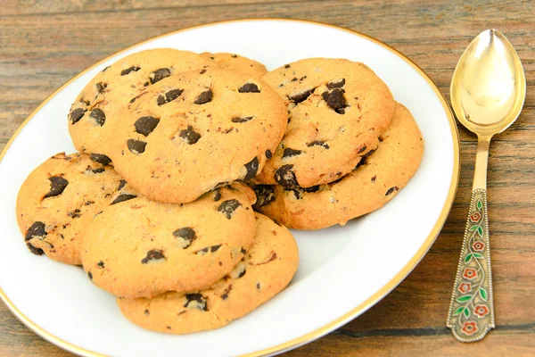 Chocolate Christmas Cookies on White Plate. — Stock Photo, Image