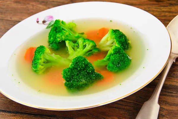 Brokkoli és a sárgarépa leves. Diéta Fitness táplálkozás — Stock Fotó