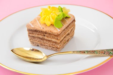 Tatlılar: Pasta plaka üzerinde