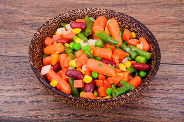 Sebze Meksika karışımı. Domates, fasulye, kereviz, yeşil B