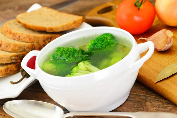 Sopa de brócoli y zanahorias. Alimentación Fitness Nutrición — Foto de Stock