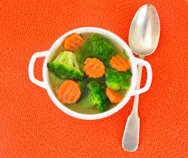 Broccoli e zuppa di carote. Dieta Fitness Nutrizione — Foto Stock