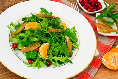 Salata karışımı Batavi, Frise, Radicchio, hindiba, kızılcık