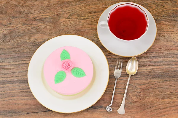 Raspberry Cheesecake pistage nöt på Sand- — Stockfoto