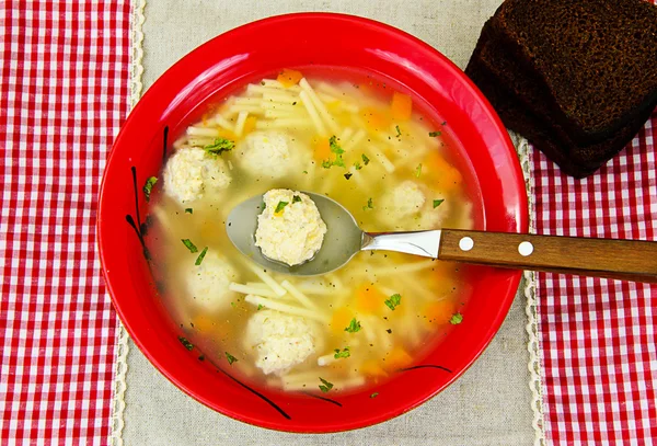 Soup with chicken meatballs and noodles — Stock Photo, Image