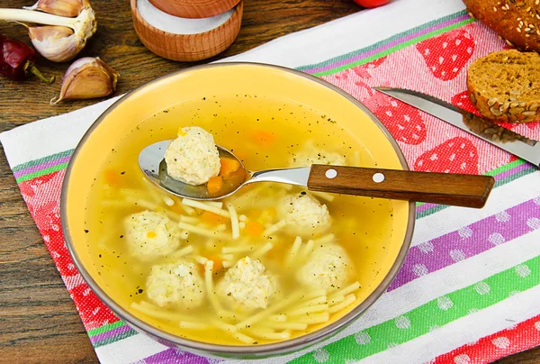 Soup with chicken meatballs and noodles — Stock Photo, Image