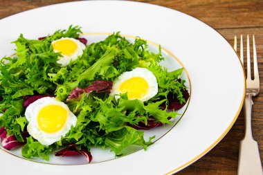 Salata karışımı Batavi, Frise, Radicchio, hindiba, diyet Mel