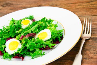 Salata karışımı Batavi, Frise, Radicchio, hindiba, diyet Mel