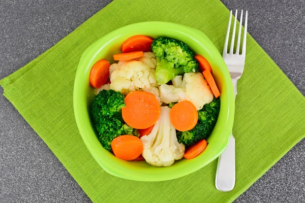 Assiette de légumes : Brocoli et carottes. Alimentation Fitness Nutrition . — Photo