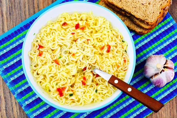 Tasty Chicken Soup with Chinese Noodles — Stock Photo, Image