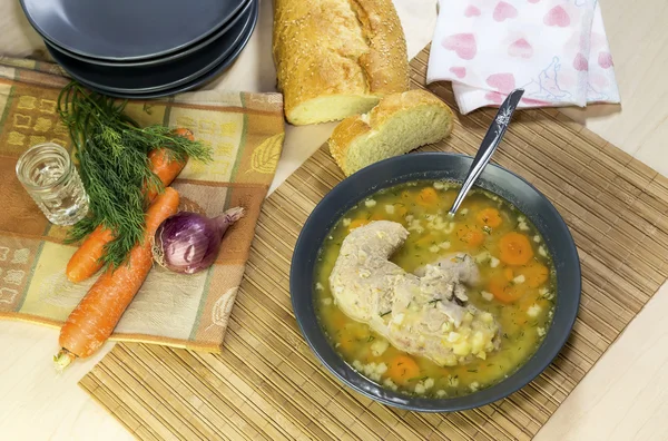 La zuppa di piselli con carne di maiale — Foto Stock