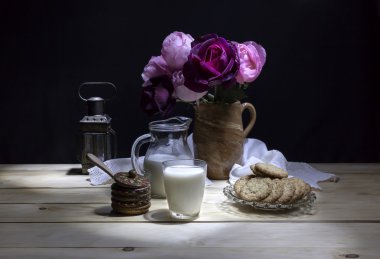 bir buket gül ile natürmort