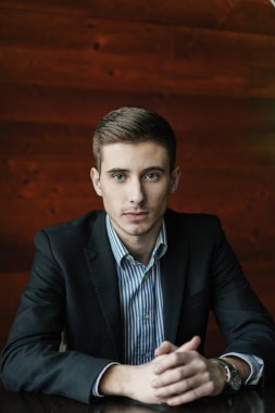 Yaratıcı genç işadamı