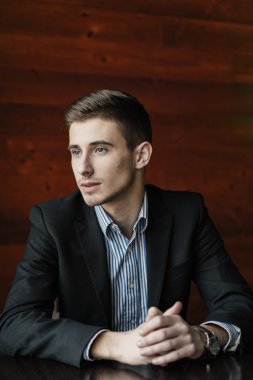 Yaratıcı genç işadamı