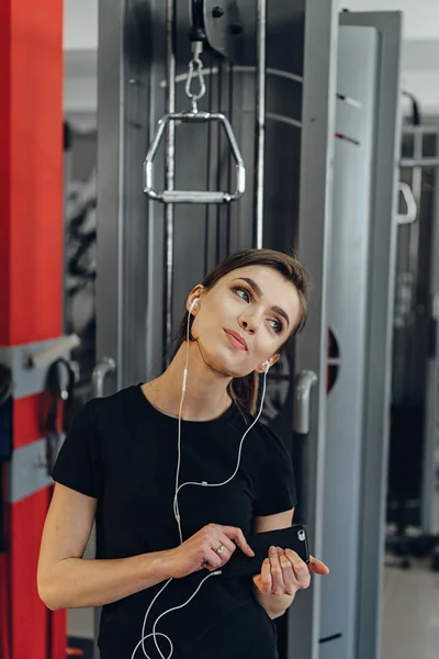 Kulaklık salonunda kızla