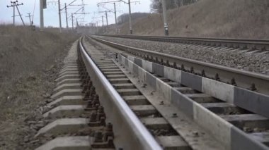 Demiryolu parça alanında kapatın. Yavaş yavaş