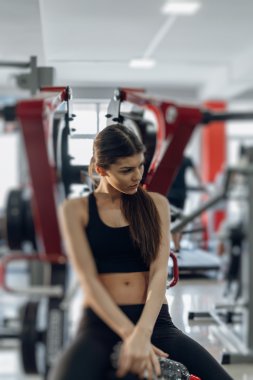 Spor su ile güzel kız