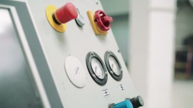 Kontrol paneli üretim makine hızölçerler görüntülerini. 4k