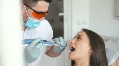 diş hekimi diş Uv ışık cihazları polimer sertleştirme için kullanma