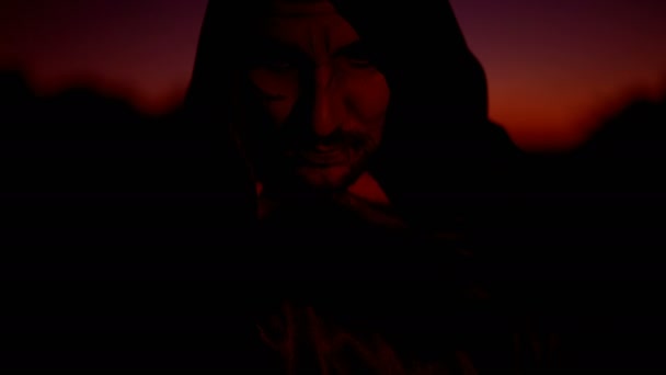 Ombre peur humaine. ciel en arrière-plan 