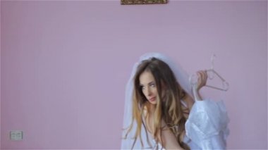 Sabah güzel gelin elbise
