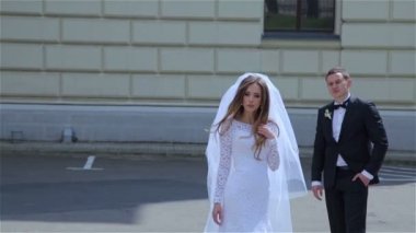 yürüyüş çok şık Düğün çifti