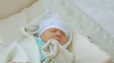 güzel küçük bebek uyku