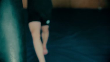 Boksör. Kum torbası, genç eğitim