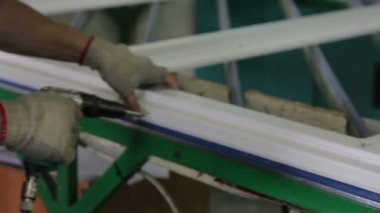 Büküm vida penceresinde çalışma