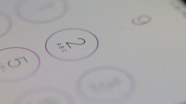 yakın up bir telefon ve 911'i aramaya yardım