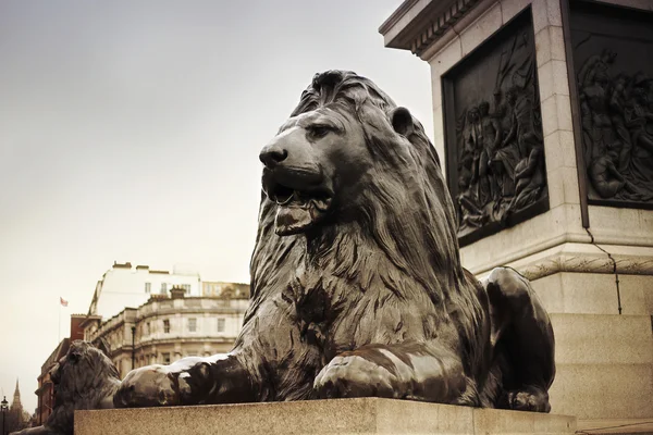 Estátua de um leão. Imagem De Stock