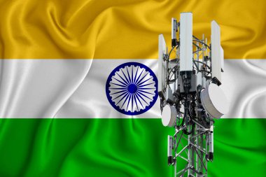 Hindistan bayrağı, logonuz için alan arkaplan - endüstriyel 3D illüstrasyon. Telekomünikasyon direğindeki 5G akıllı cep telefonu radyo ağı anten istasyonu sinyal gönderiyor. 3 Boyutlu Hazırlama