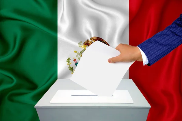 Elecciones País Votación Las Urnas Mano Hombre Pone Voto Las — Foto de Stock
