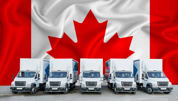 Kanada Zászlója Háttérben Fehér Teherautó Parkol Parkolóban Teherautó Szállítás Teherszállítás — Stock Fotó